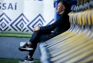 Após derrota por 4 a 0, Corinthians volta aos treinos para enfrentar Boca Juniors