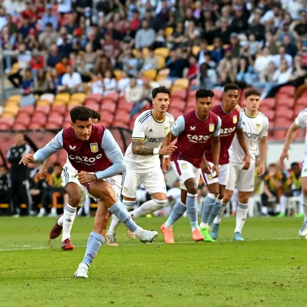 Philippe Coutinho perde pênalti e erra rebote em amistoso do Aston Villa