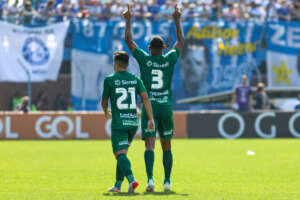 Técnico do Cuiabá pede reforços: 'Não podemos ficar atrás'