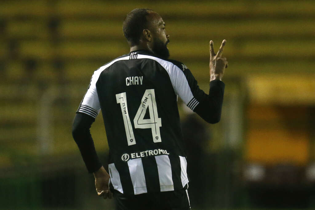 Série B: Bahia encaminha acerto com meia do Botafogo