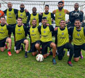 Paysandu-PA x Figueirense-SC - Luta pela classificação