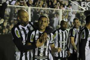 Figueirense-SC 3 x 2 São José-RS - De virada, Figueira bate Zequinha e encaminha vaga na segunda fase
