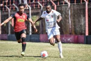 SEGUNDONA: São-Carlense e Flamengo fazem dever de casa e assumem liderança de suas chaves