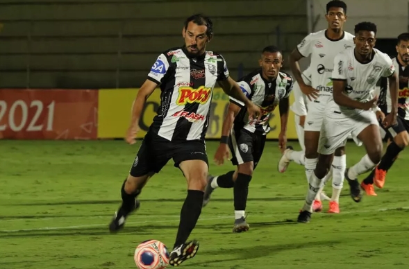 Copa Paulista: Novo reforço do Comercial quer jogar o clássico Come-Fogo 2 Gabriel Barcos, novo reforço do Comercial na Copa Paulista