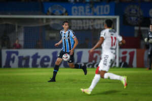 Brusque 1 x 1 Grêmio - Imortal chega a 13 jogos sem derrota na Série B