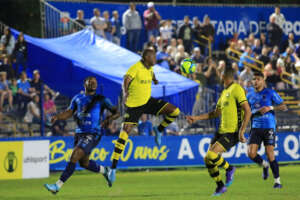 Azuriz-PR 1 x 1 São Bernardo: Decisão na Série D fica para o jogo da volta