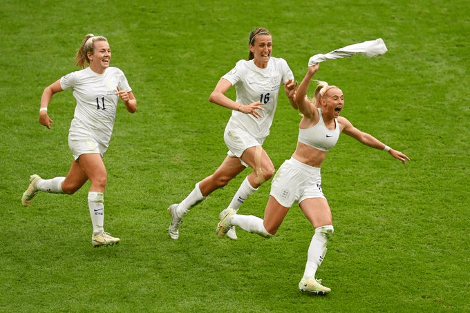 Inglaterra vence Alemanha na eurocopa feminina