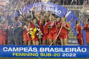BRASILEIRO FEMININO SUB-20: Internacional segura empate com o São Paulo e é campeão!