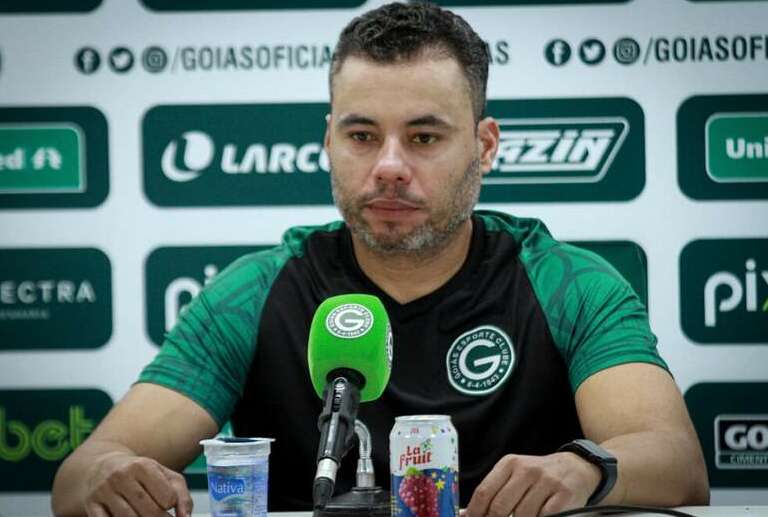 Jair Ventura Goias Rosiron Rodrigues 2022 e1657766196302