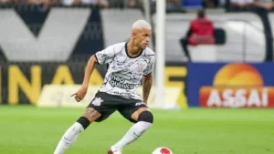 Corinthians encaminha venda de zagueiro ao Benfica