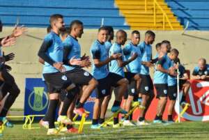 Série B: Londrina encaminha cinco contratações e tenta resolver transfer ban