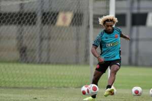 No Z4, Goiás fica perto de contratar jovem promessa do Vasco