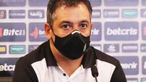 Copa do Brasil: Técnico do Ceará elogia postura do elenco em eliminação para rival