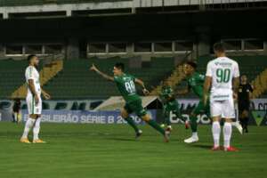 Chapecoense x Guarani - Verdões duelam buscando fugir da degola