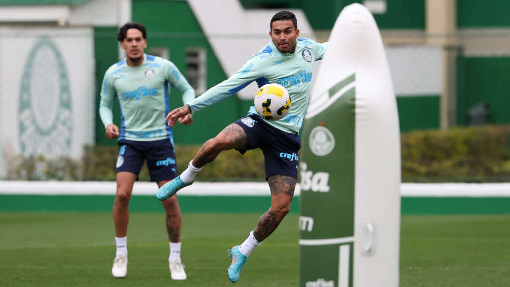 Palmeiras faz trocas e inscreve Endrick, Merentiel e López na Libertadores