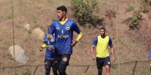 Série D: Zagueiro do São Bernardo projeta jogo e goleiro chama a torcida