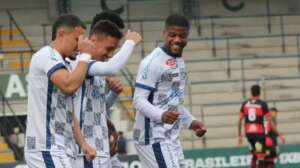 São José-RS x Vitória-BA - Em ascensão, ambos se enfrentam em Porto Alegre