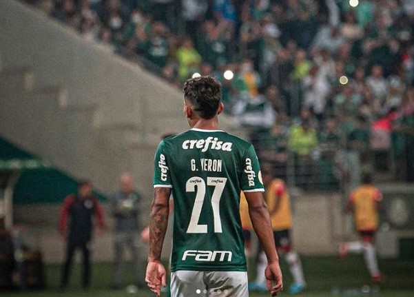 Palmeiras acerta venda de jogador para clube português