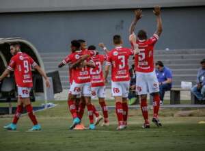 Náutico 1 x 2 Vila Nova - Virada no fim e Elano na corda bamba...
