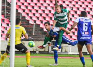 Moto Club-MA 1 (8) x (7) 1 São Raimundo-RR - Nos pênaltis, Moto Club avança