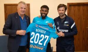 Flamengo não fecha com volante que prefere ficar no Zenit