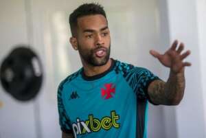 Série B: Alex Teixeira é regularizado e vai reestrear pelo Vasco