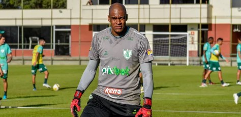 Goleiro ex-Palmeiras pede pra sair do América-MG