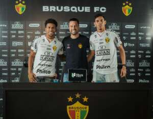 Série B: Com dois atacantes apresentados, Brusque ainda busca camisa 9