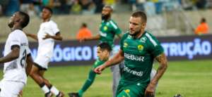 Atacante brilha com gol e jovem zagueiro ganha destaque no Cuiabá