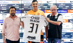 Clubes brasileiros usam 'janela da guerra' para repatriar atletas e se reforçarem