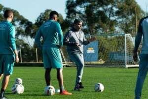 Série B: Chapecoense divulga lista de relacionados com 3 atletas da base