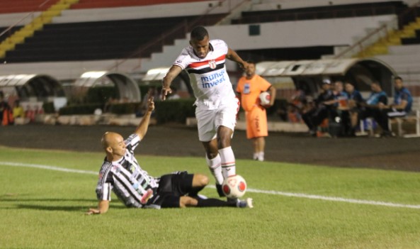 Botafogo foi dominante na partida 