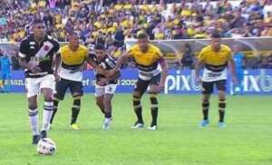 Criciúma 0 x 1 Vasco - Sem jejum, atrás do líder da Série B