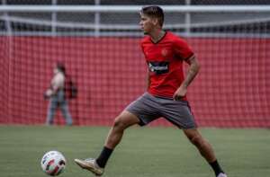 Série C:Vitória pode ter desfalque de meio-campista que será julgado pelo STJD