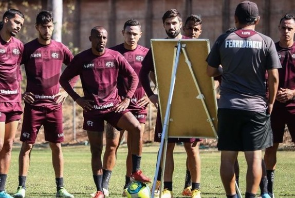 Série D: Fora da disputa, elenco da Ferroviária tem 10 atletas em fim de contrato