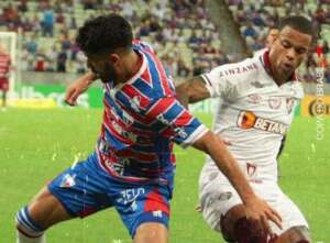 Fortaleza 0 x 1  Fluminense - Gol, retranca e mão na vaga