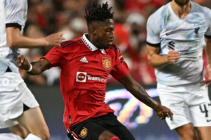 Manchester United, Liverpool e PSG vencem amistosos preparatórios