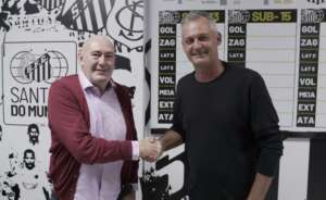 Lisca inicia trabalhos no Santos com treino para reservas e incentivo a Sanchez