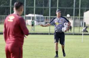Série B : Sport tem setor ofensivo como prioridade na janela de transferências