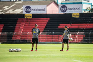 Lisca confirma que vai assumir o Santos: 