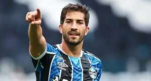 Jogador do Grêmio nega negociação com clube carioca