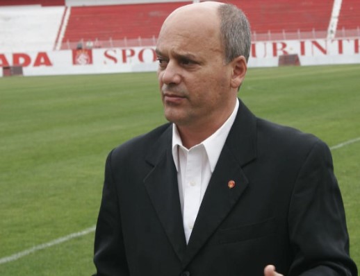 Santos contrata novo diretor de futebol campeão mundial com o Inter