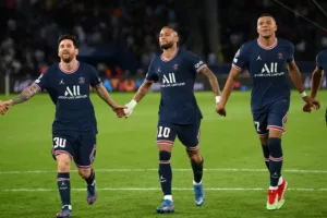 Messi elogia Neymar, Mbappé e ratifica obsessão do PSG na Champions