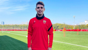 Oscar revela a impossibilidade de atuar pelo Flamengo: 'Não foi possível'