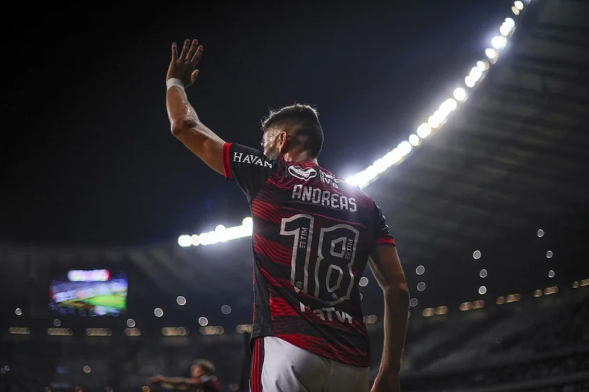 Inglês : Fulham fecha com ex-Flamengo por 10 milhões de libras