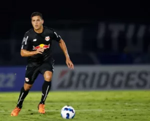 Zagueiro do Bragantino confessa que havia bebido antes de acidente, diz polícia