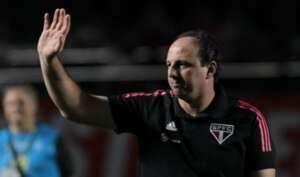 Ceni lamenta falhas do São Paulo: 'Temos entregado muito fácil os gols'