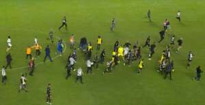 Goleiro do Santos detona invasores: 'Precisam ser cobrados'