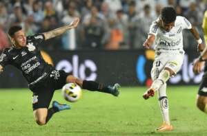 Árbitro relata agressão sofrida por Cássio; Neymar fala em 