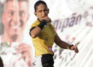 Série D: Torcida da Inter de Limeira protesta após derrota para Caldense e árbitra registra na súmula